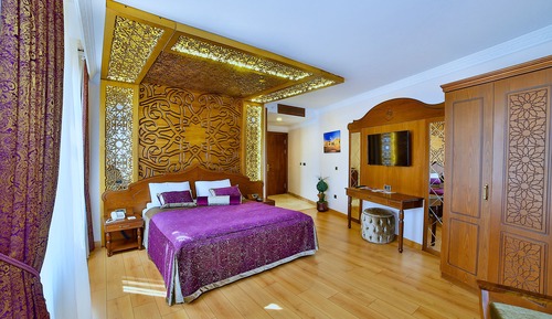 Deluxe Room, 1 Double Bed, City View