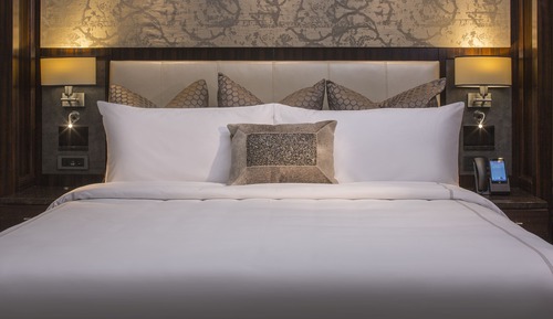 Luxury King Room