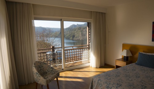 Panoramic Double Room, River View
