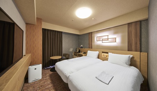 Compact Twin Room, Smoking