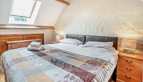 Superior Cottage, Private Bathroom, Courtyard View (Tyn Cellar Cottage)