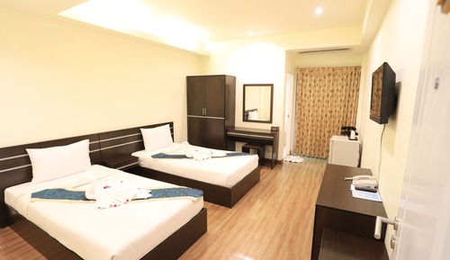 Standard Twin Room