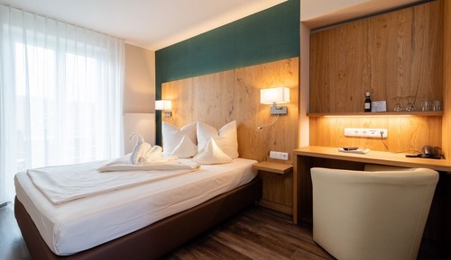 Classic Double Room