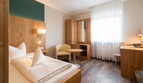 Standard Single Room