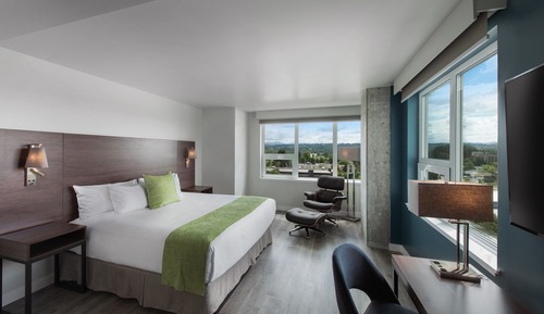 Room, 1 King Bed, Corner
