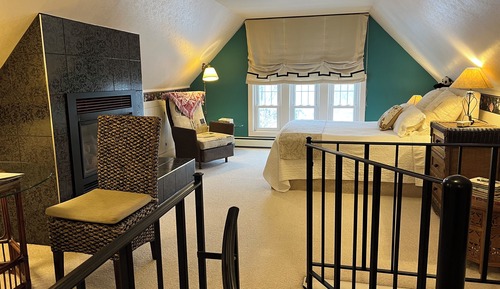 Suite, Multiple Beds, Jetted Tub (Hong Kong Retreat)