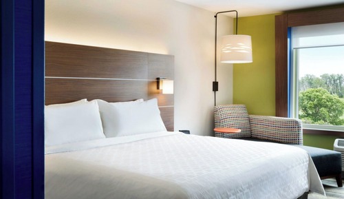 Suite, 1 King Bed, Mobility Accessible (Roll-In Shower)