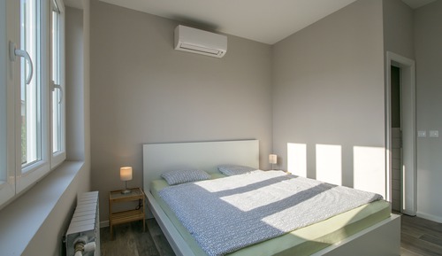 Double Room, Private Bathroom (Magnolia)