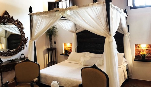 Honeymoon Suite, 1 King Bed, Non Smoking