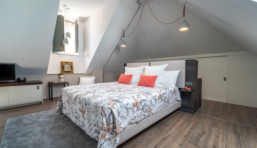 Suite (Loft)