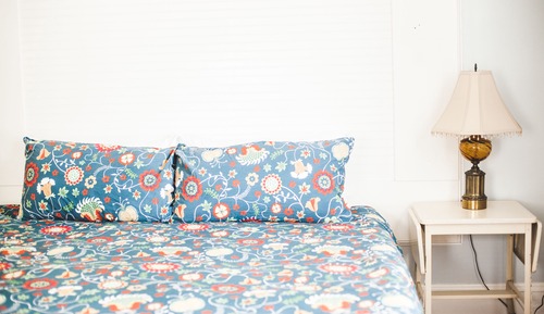 Room, 1 King Bed, Non Smoking, Private Bathroom (Magnolia)