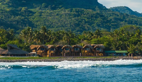 Beachfront Treehouse