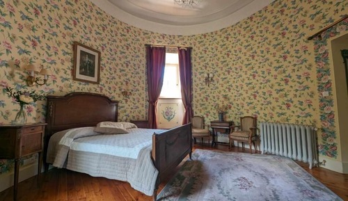 Deluxe Suite, Garden View