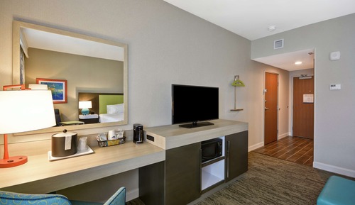 Standard Room, 1 King Bed, Accessible, Bathtub (Mobility)