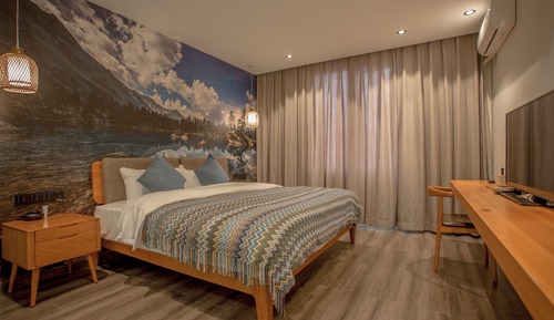 Elite Twin Room, 1 Bedroom, Lanai, Garden Area