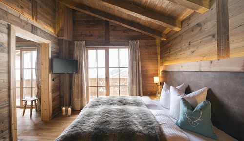 Deluxe Chalet