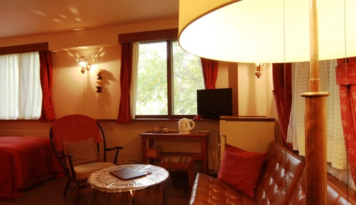 Twin Room A