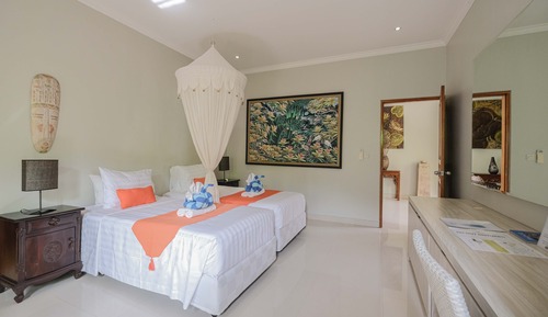Deluxe Villa, 2 Bedrooms, Poolside