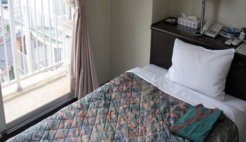 Single Room, Shared Bathroom, Smoking