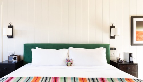 Superior Room, 1 King Bed, Patio
