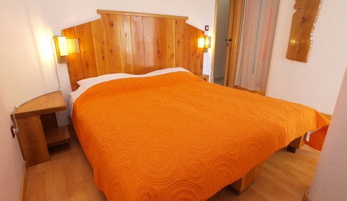 Apartment, 2 Bedrooms (750/1756)