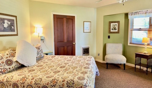 Meadow View Room, 1 King Bed, Jetted Tub, Ground Floor