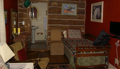 Room, Private Bathroom (Limerick Room)