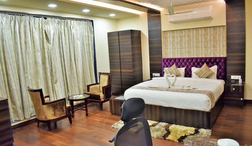 Executive Suite, 1 Bedroom, Non Smoking, City View