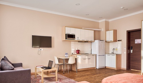 Basic Studio, Multiple Beds, Kitchenette