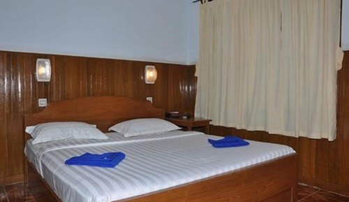Standard Double or Twin room with Shared Bath Room