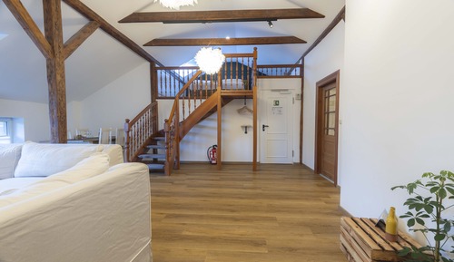 Suite, Balcony