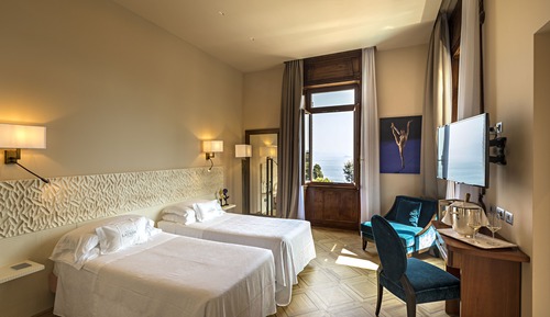 Junior Double Room, Balcony, Lakeside