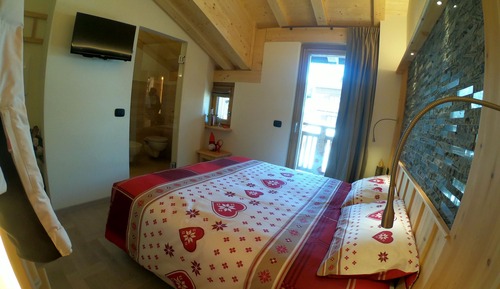 Economy Double or Twin Room, Balcony