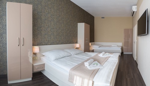 Deluxe Suite, 2 Bedrooms (1)