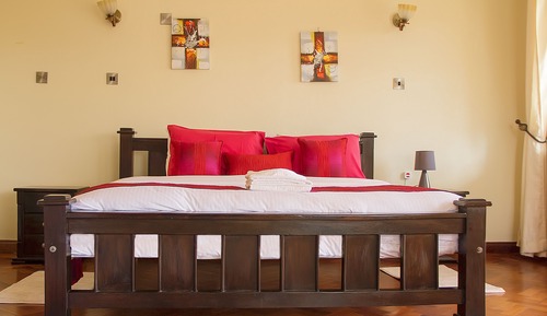 Deluxe king room with balcony and Jacuzzi