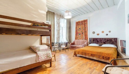 Family Room, 1 Bedroom