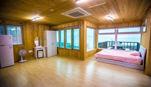 Sunset Room