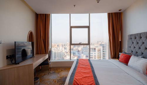 Standard Room, 1 King Bed, Smoking