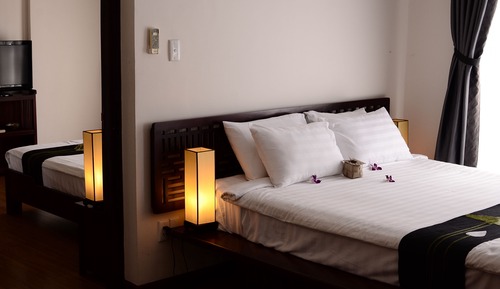 Suite, City View