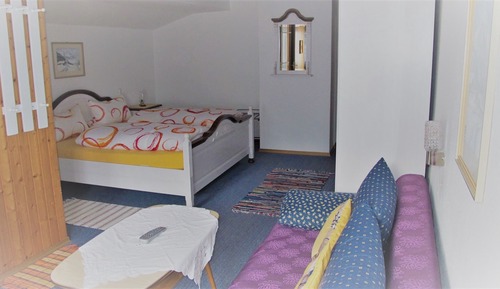 Basic Double Room, 1 Queen Bed