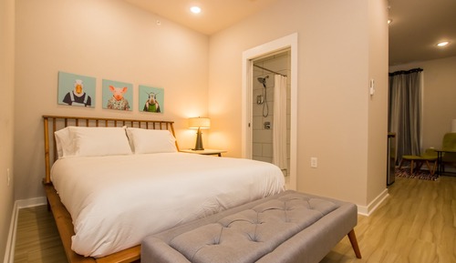 Elite Room