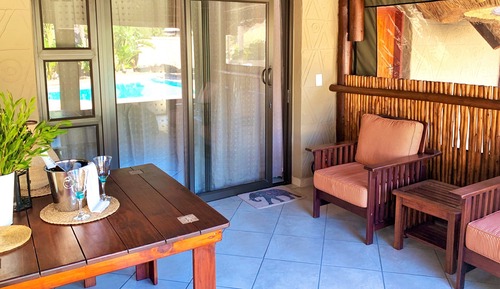 Pool Cottage
