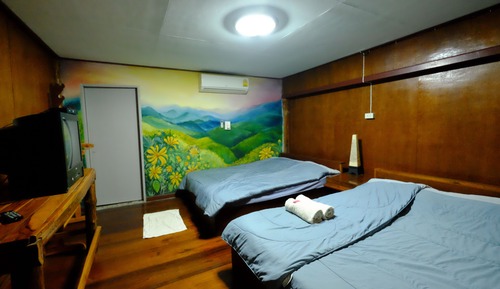 Standard Twin Room