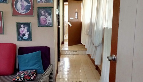 Basic House, 1 Queen Bed, Shared Bathroom, Garden View