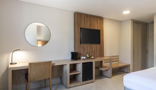 Suite, 1 King Bed, Balcony