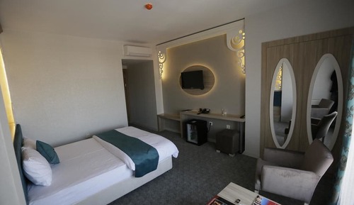 Double or Twin Room, 1 Double or 2 Twin Beds