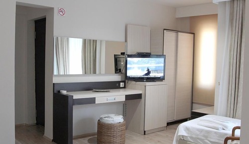 City Single Room, Pool View