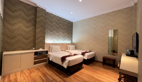 Deluxe Twin Room