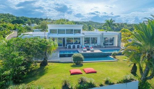 Summerhill: 3-Bedroom Villa With Pool