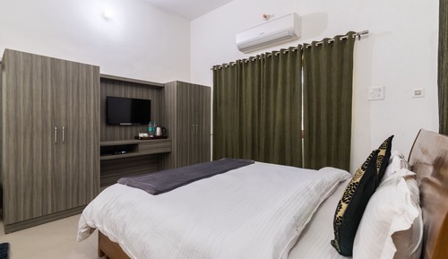 Family House, 2 Double Beds, Balcony, River View